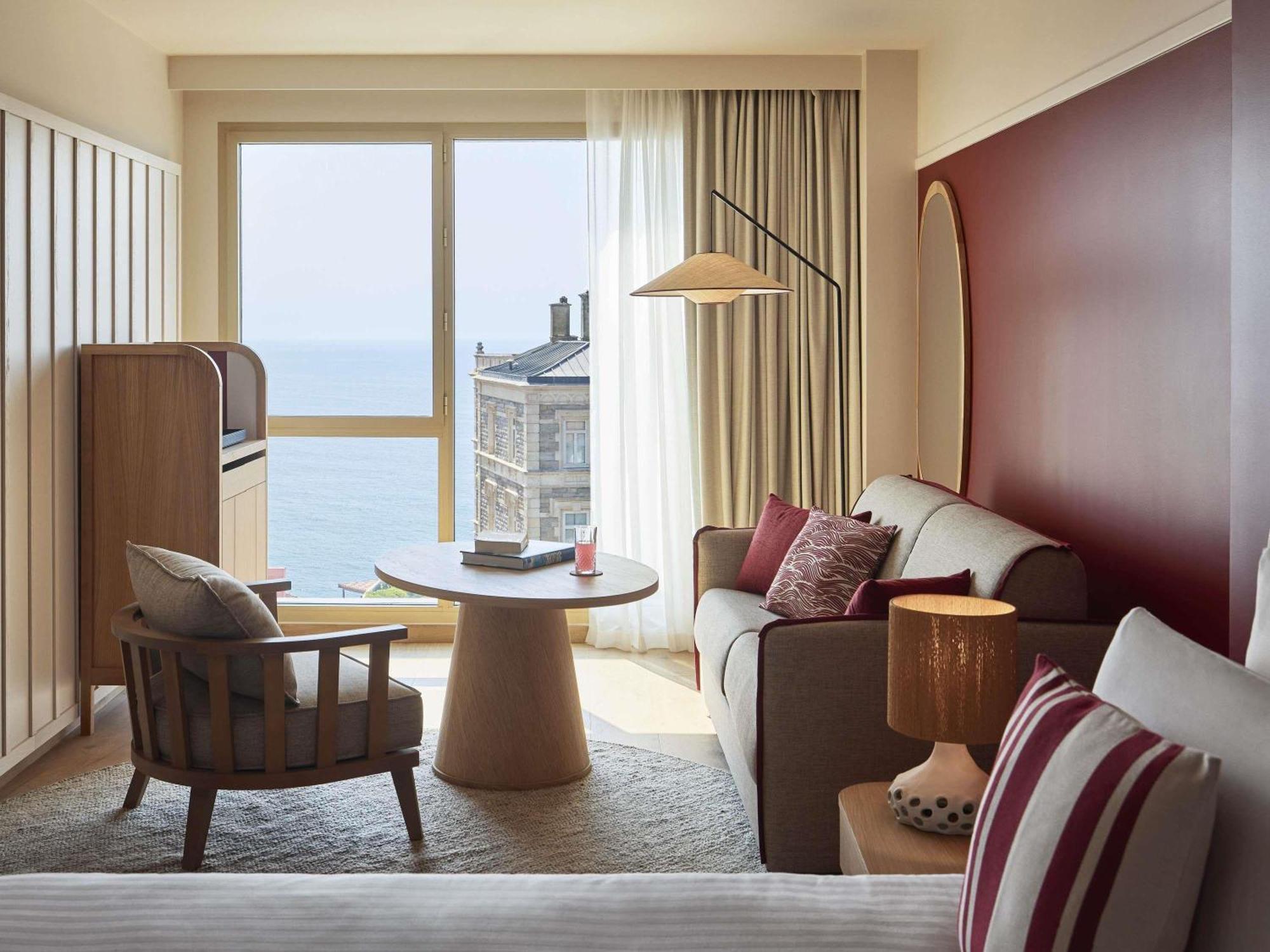 Junior King Suite with Sofa Bed and Ocean View,1716978758:JPEG